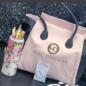 Macduggal Bag &brush holder Rachel Allan popsocket